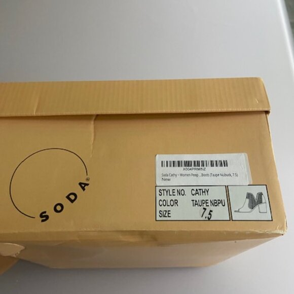 New in Box Soda Kathy Ankle Boots - Picture 9 of 9